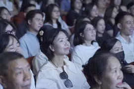 Phim tài liệu Việt: Từ ‘kén khán giả’ đến dấu ấn đổi mới