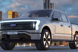 Ford bị kiện vì chỉ chi 600 USD cho phí sửa pin xe điện 22.600 USD