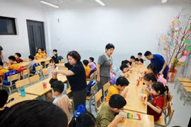 Hà Nội: Triển khai ứng phó khẩn cấp với bão số 10, học sinh toàn thành phố nghỉ học ngày 1/10