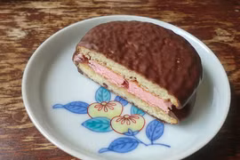Phải ra tòa vì 'trộm bánh Choco Pie' ở Hàn Quốc