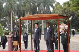 Lễ tiễn Chủ tịch nước Lương Cường và Phu nhân thăm cấp Nhà nước Angola