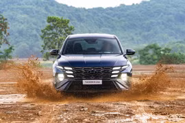 Giá xe Hyundai Tucson giảm sâu tại đại lý, rẻ hơn Mazda CX-5
