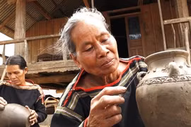 Nghề làm gốm của người M'nông ở Đắk Lắk là Di sản văn hóa phi vật thể quốc gia