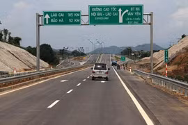 Báo cáo Thủ tướng phương án đầu tư mở rộng đoạn cao tốc Yên Bái - Lào Cai trước 20/3/2025