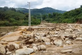 Khắc phục hậu quả thiên tai trong lĩnh vực đường bộ tại Sơn La