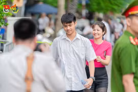 Điện Biên chấn chỉnh dạy thêm: Không đủ điều kiện yêu cầu đóng cửa và trả lại học phí