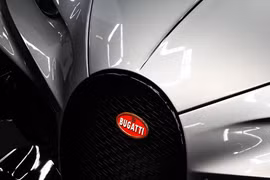 ‏ Lốp Bugatti có gì mà đắt như vàng?‏