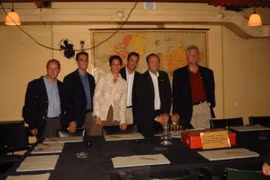 Hồ sơ Epstein được công bố: Không đề cập đến ông Trump, nhưng cựu Tổng thống Clinton có tên