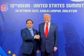 Thủ tướng Phạm Minh Chính gặp Tổng thống Hoa Kỳ Donald Trump