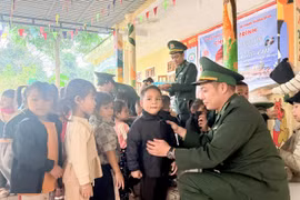 Quảng Trị: Phát huy vai trò nòng cốt, tô thắm hình ảnh Bộ đội Cụ Hồ nơi biên giới