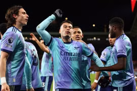 Thắng ngược Brentford, Arsenal trở lại ngôi nhì Ngoại hạng Anh 2024/25