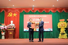PGS.TS Nguyễn Tấn Vinh được bổ nhiệm giữ chức Giám đốc Học viện Chính trị khu vực II