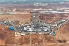 Thủ tướng yêu cầu Bộ Xây dựng rút kinh nghiệm trong triển khai Dự án thành phần 4, sân bay Long Thành