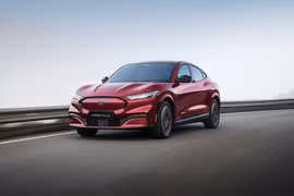 Bảng giá Ford tháng 9/2025: Thêm siêu phẩm mới, loạt xe cùng ưu đãi