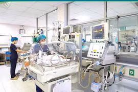 Bé 2 ngày tuổi tử vong sau ca sinh mổ chọn giờ ở tuần 37