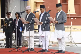 Nepal bắt đầu thành lập chính phủ lâm thời