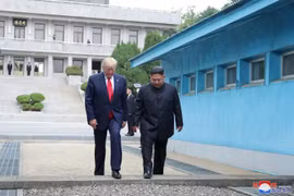 Tổng thống Trump khẳng định sẽ sẵn sàng duy trì liên lạc với ông Kim Jong Un