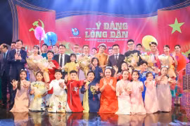 Chương trình "Ý Đảng, Lòng Dân": Truyền tải thông điệp mạnh mẽ về sự đồng lòng, đoàn kết của toàn Đảng, toàn dân
