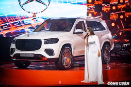 Cận cảnh SUV siêu sang Mercedes-Maybach GLS 600 giá hơn 12 tỷ đồng