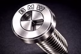 BMW chế tạo loại ốc khiến bạn không thể tự sửa xe