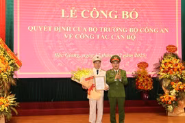 Bổ nhiệm Phó Cục trưởng, Thư ký lãnh đạo Bộ Công giữ chức Giám đốc Công an tỉnh Bắc Giang