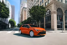 Ra mắt Toyota Corolla Hatchback 2026, bổ sung thêm phiên bản hoài cổ