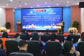 Việt Nam – Lào chia sẻ kinh nghiệm kiểm định và tự đánh giá chất lượng giáo dục tiểu học