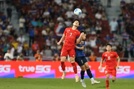 Điểm tin thể thao 23/12: Đình Bắc và Trung Kiên tranh Quả bóng Vàng, Malaysia chấp nhận bị xử thua tuyển Việt Nam