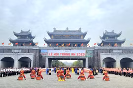 Ninh Bình: Khai mạc Lễ hội Tràng An năm 2025