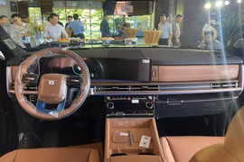 Hyundai Santa Fe lộ ảnh nội thất mới sang xịn hơn trước