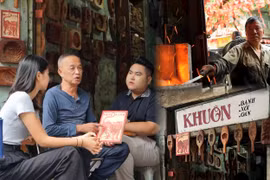 Lang thang phố cổ ghé những cửa hàng thủ công lâu đời ở Hà Nội