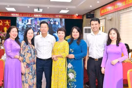 Nghị quyết 71-NQ/TW cởi trói nỗi lo 'cơm áo không đùa với khách thơ'