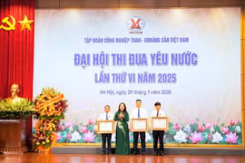 Tập đoàn Công nghiệp Than- Khoáng sản VN tổ chức Đại hội thi đua yêu nước lần thứ VI