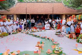 Trang trọng dâng hương tưởng nhớ công lao Hoàng tử Lang Liêu tại Đất Tổ