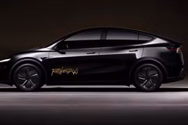 Tesla tiếp tục bị điều tra vì che giấu tai nạn robotaxi