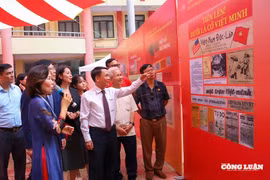 Khai mạc triển lãm 'Ký ức Ngày Độc lập và di sản cho Người trẻ'