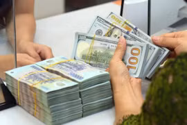 NHNN đảo chiều hút ròng, tỷ giá hạ nhiệt nhờ USD suy yếu