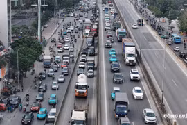 Từ hôm nay, xe tải trên 2 tấn chỉ được vào nội đô Hà Nội từ 21h đến 6h