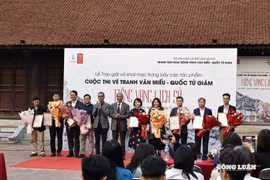 Vinh danh các tác giả đoạt giải cuộc thi vẽ tranh 'Tiếng vang lịch sử' năm 2025