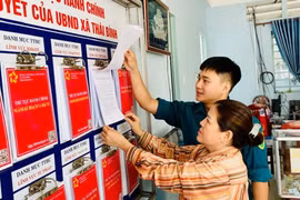 Chủ tịch UBND tỉnh quyết định công nhận cấp xã đạt chuẩn tiếp cận pháp luật