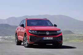 VW Touareg 2025 sắp ra mắt khách Việt, thêm bản mới, nhiều nâng cấp?