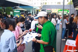 TP HCM có thêm chính sách hỗ trợ cán bộ dôi dư sau sáp nhập