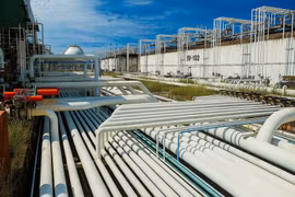 Petrovietnam tiên phong chuyển dịch năng lượng xanh