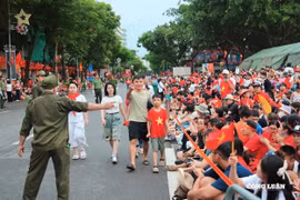 Người dân đi lại thế nào khi diễn ra sơ duyệt Lễ diễu binh, diễu hành A80?