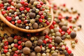 Giá nông sản hôm nay ngày 14/7/2025: Giá cà phê và hồ tiêu đi ngang, thị trường chờ lực đẩy mới
