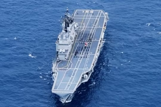 Indonesia tiếp nhận tàu sân bay đầu tiên