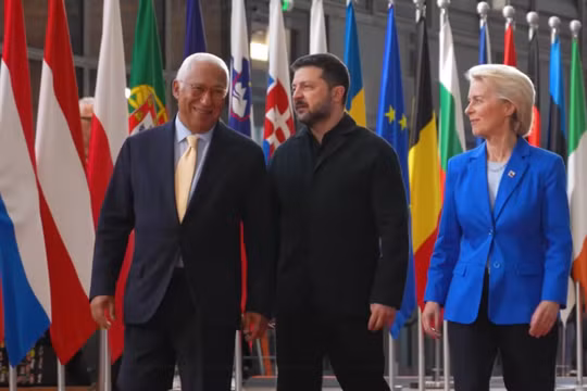 Hội nghị thượng đỉnh EU tái khẳng định sự ủng hộ đối với Ukraine