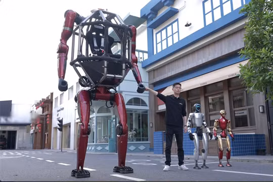 Công ty Trung Quốc cho ra mắt robot biến hình giống 'Dũng sĩ Hesman'