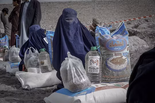 Liên hợp quốc kêu gọi Taliban ngừng bắt giữ phụ nữ không trùm kín người 