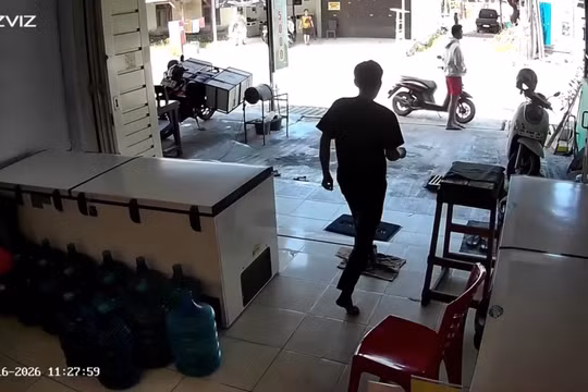 Động đất 6,7 độ richter làm rung chuyển đảo ở Indonesia